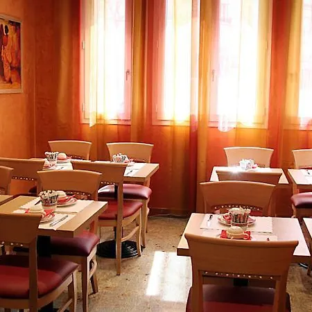 Grand Dore Hotel 3*