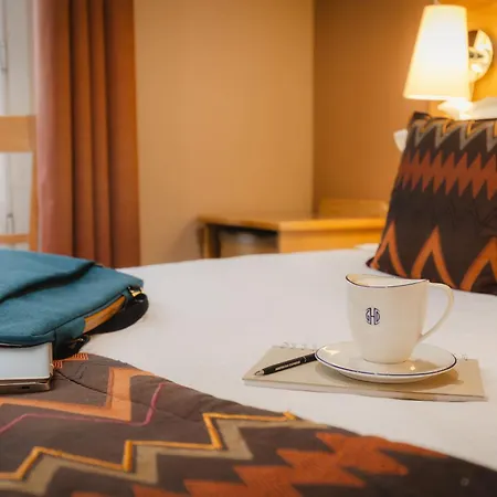 호텔 그랜드 도레 3*