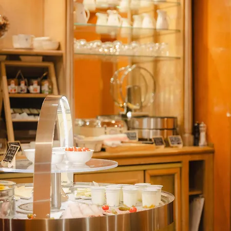 Grand Dore Hotel Paris