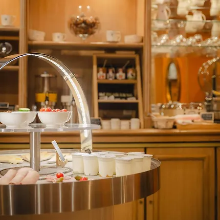 Otel Grand Dore Paris