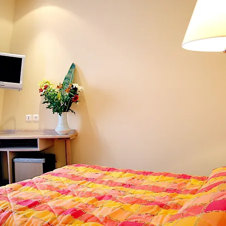 Otel Grand Dore Paris