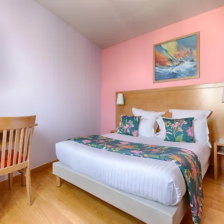 Grand Dore Hotel