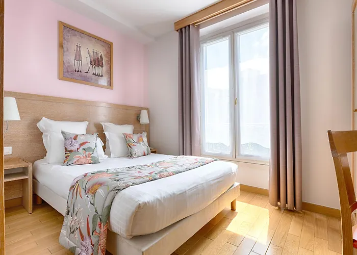 Hotell Grand Dore 3*